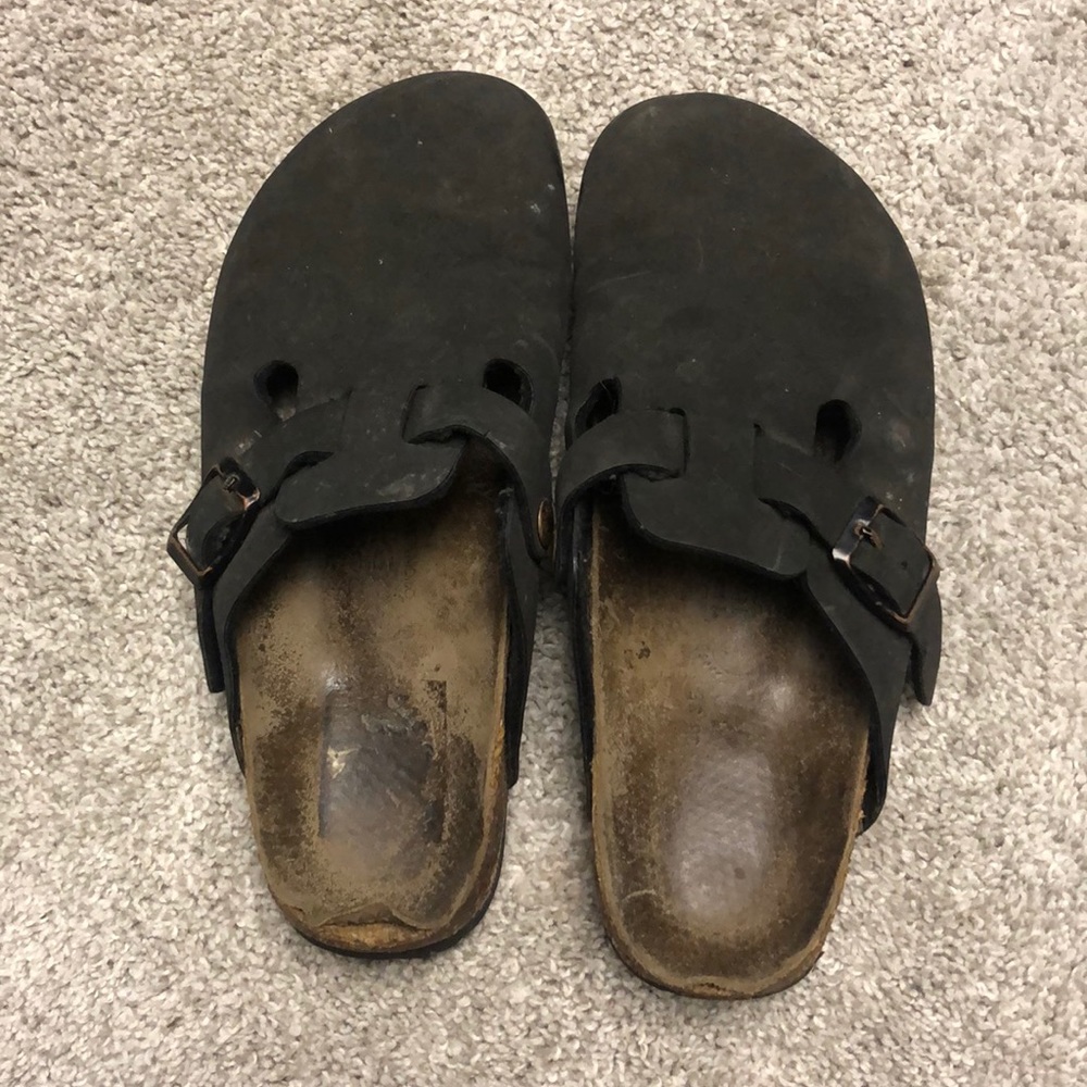 Closed toe birks